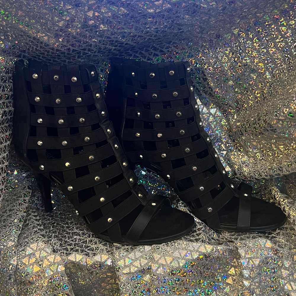 Chic Black Strappy Heels with Studs